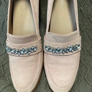 Vionic Avvy blush loafer (EUC)